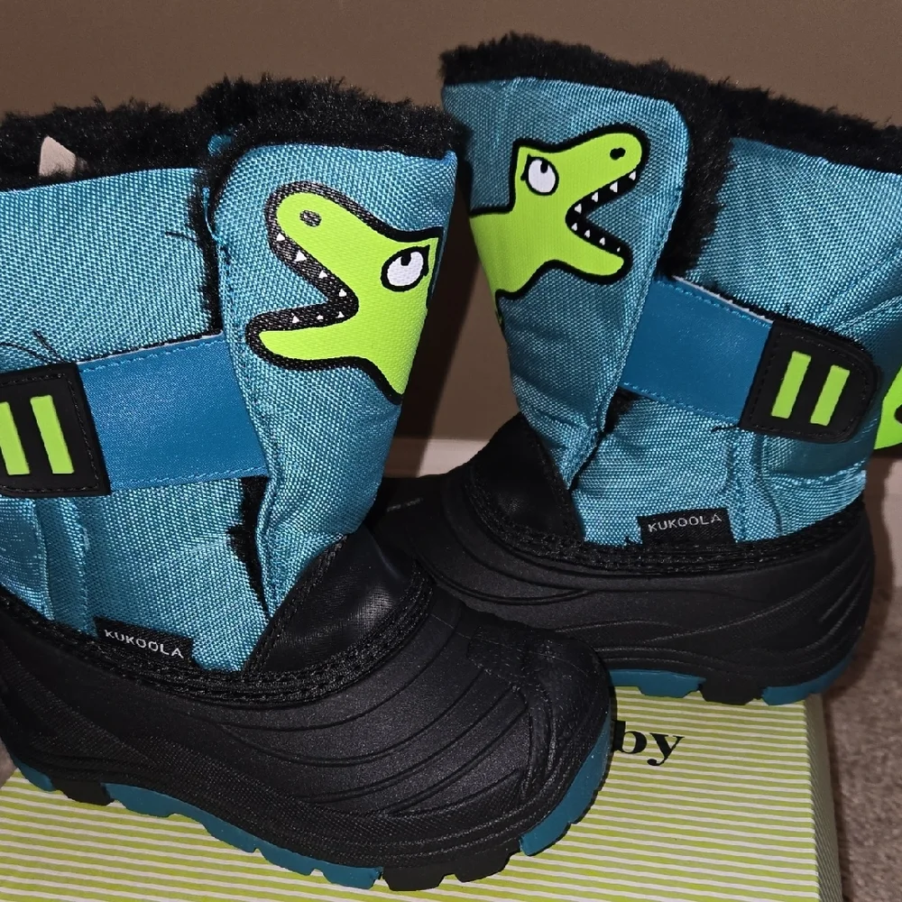 Dinosaur Kids RAIN & SNOW  Boots - Teal and Black SO CUTE...toddler 8